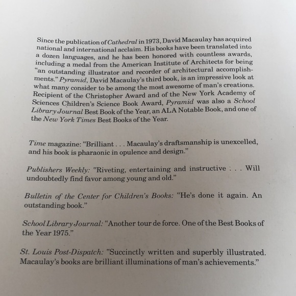 Pyramid - a book by David Macaulay - Picture 8 of 11